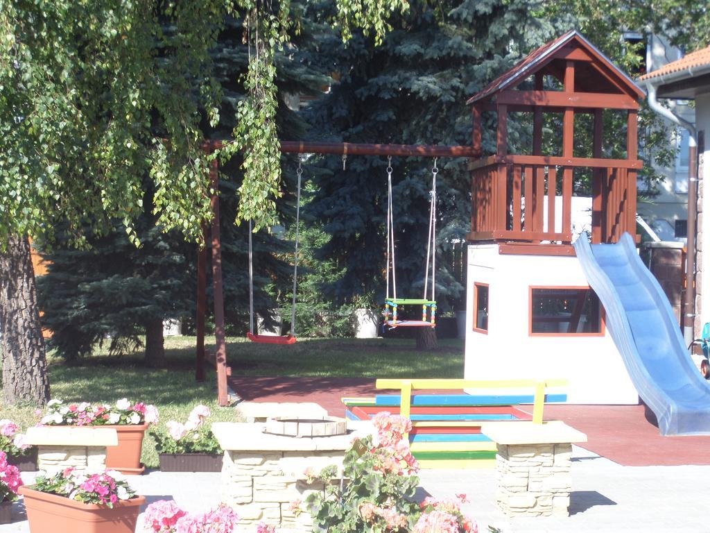 Kingaapartman Сиофок Екстериор снимка