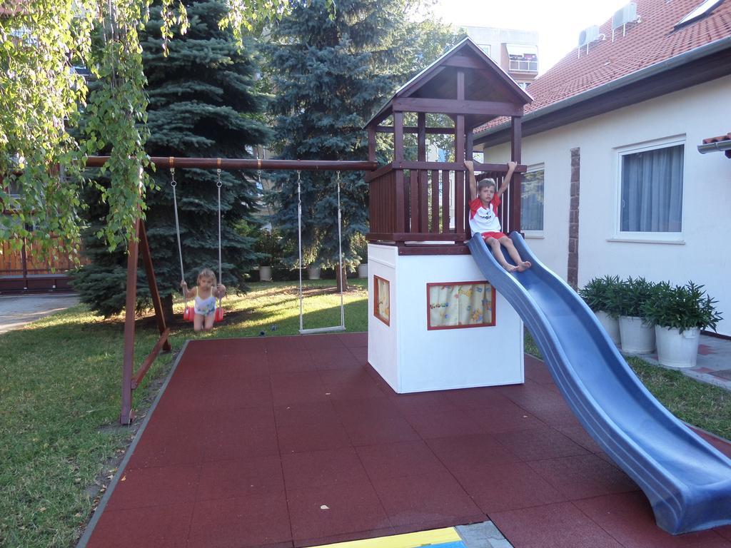 Kingaapartman Сиофок Екстериор снимка